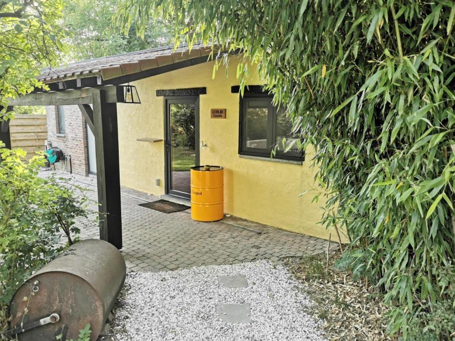 Le Spa Du Cabanon: Cabanon De Luxe Avec Spa Entierement Privatif Aye Екстериор снимка